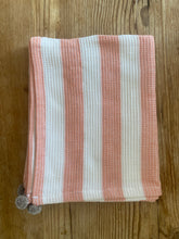 Load image into Gallery viewer, Pom Pom Kitchen Towels