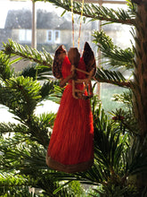 Load image into Gallery viewer, Banana Leaf Christmas Angels