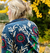 Load image into Gallery viewer, Velvet and Cotton Suzani Jackets