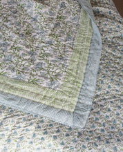 Load image into Gallery viewer, Block Printed Padded Reversible Quilt