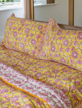 Load image into Gallery viewer, Block Printed Padded Reversible Quilt